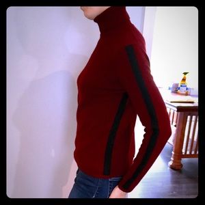 Cashmere turtleneck in excellent condition
